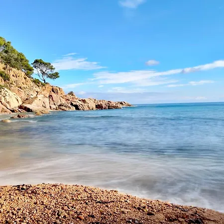 ⭑ Sea Views + Private Beach. What Else? ⭑ Apartment *