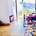 Apartment ⭑ Sea Views + Private Beach. What Else? ⭑ *