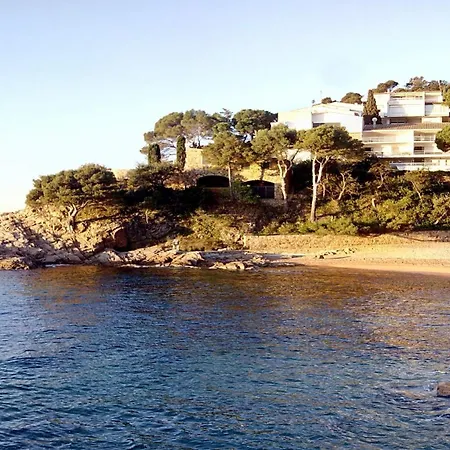 Apartamento ⭑ Sea Views + Private Beach. What Else? ⭑ *