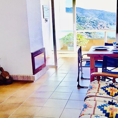 Apartamento ⭑ Sea Views + Private Beach. What Else? ⭑ *
