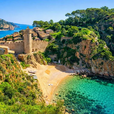⭑ Sea Views + Private Beach. What Else? ⭑ * Tossa de Mar