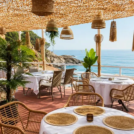 ⭑ Sea Views + Private Beach. What Else? ⭑ Lägenhet Tossa de Mar