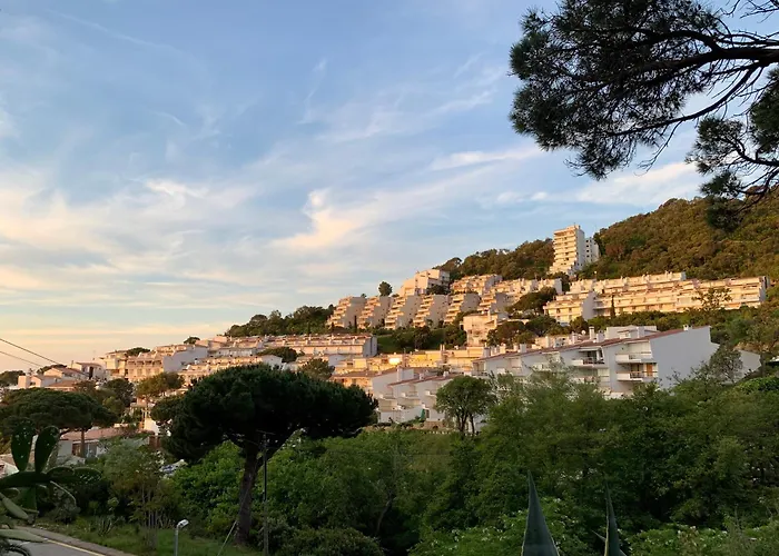 Διαμέρισμα ⭑ Sea Views + Private Beach. What Else? ⭑ Τόσα ντε Μαρ